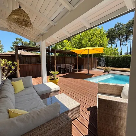 Maison Avec Sa Grande Terrasse Ensoleillee Prázdninový dům *